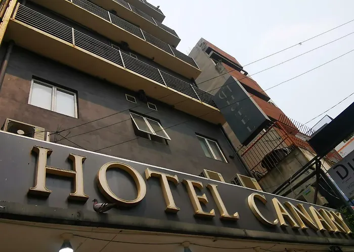 Canary Hotel