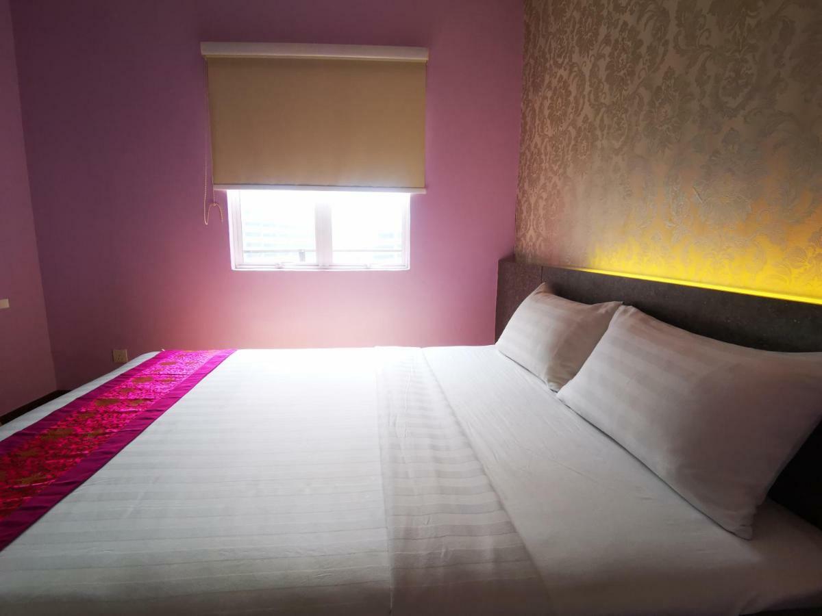 Hotel Canary